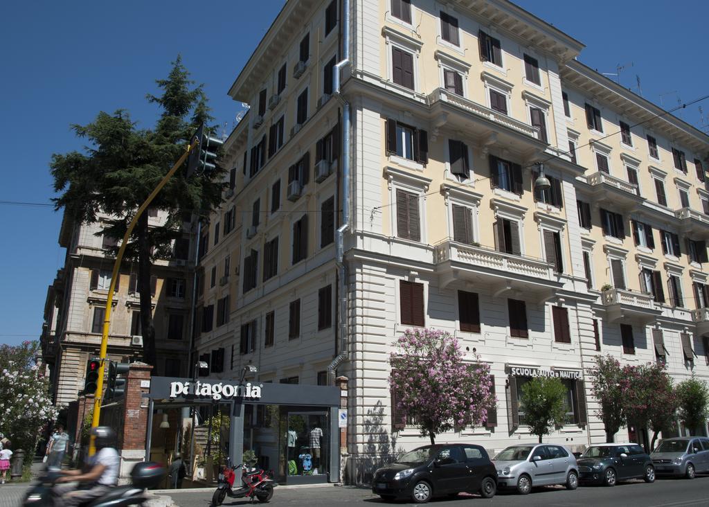 Center 2 Rooms B&B Рим Экстерьер фото