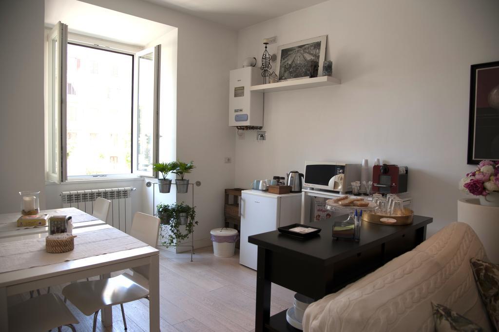 Center 2 Rooms B&B Рим Экстерьер фото